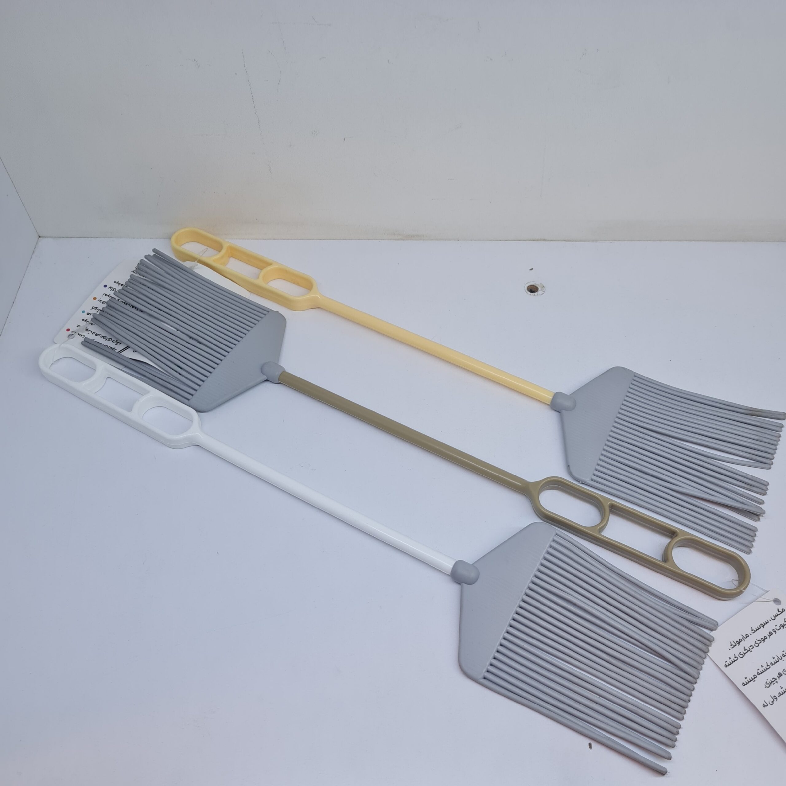 Rtg74YRCBUFbPe9CxjzAsgSQT4uiMbptQ1KwPGxGGNmFTheMdu مگس کش سيليکونی - Image 1